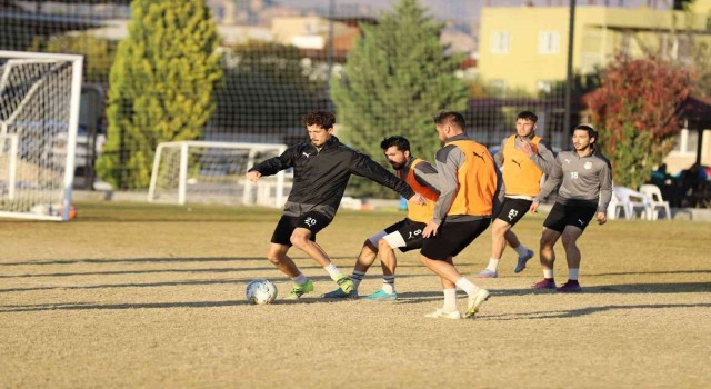 Eşin Group Nazilli Belediyesporda Şanlıurfa maçı hazırlıkları başladı