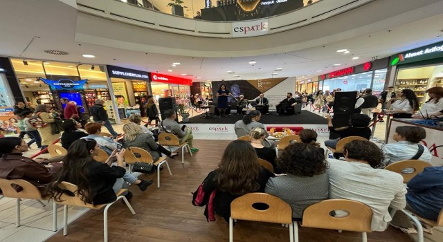 Esparkta Sesim Resim sergisi açıldı