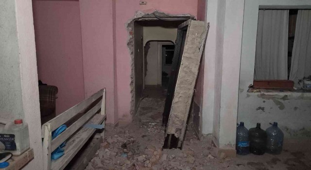 Evi için anlaşmaya vardığı çelik kapı sonu oldu
