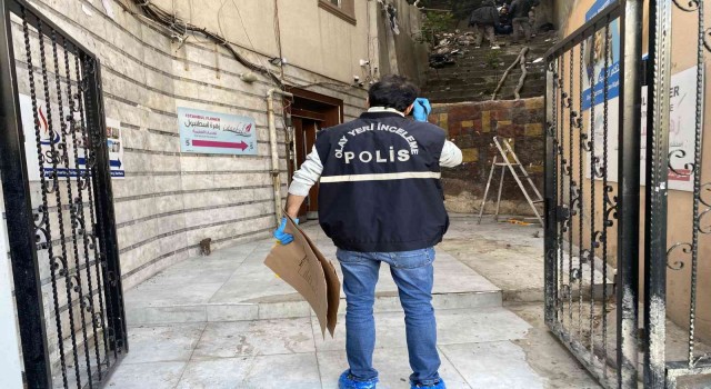 Fatihte metruk gecekonduda insan kafatası ve kemikleri bulundu