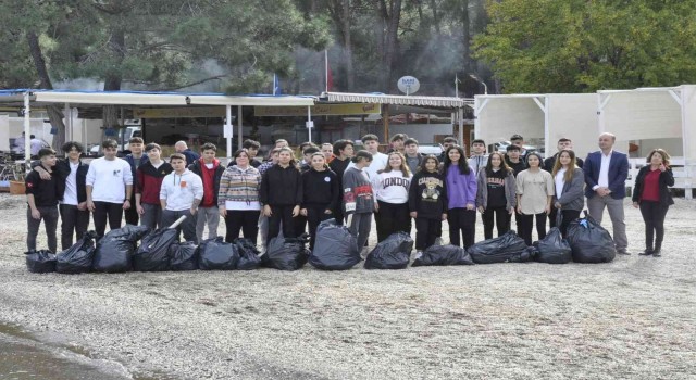 Fethiye de deniz dibi temizliği yapıldı