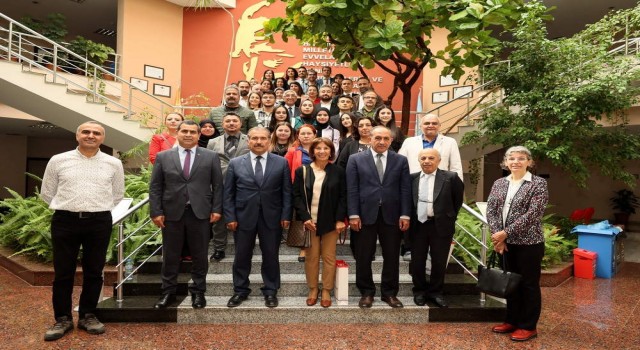 GAÜNden iki bölüm daha akreditasyon belgesini aldı