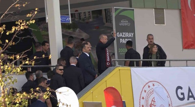 Gazirayın ilk sürüşünü Cumhurbaşkanı Erdoğan yaptı