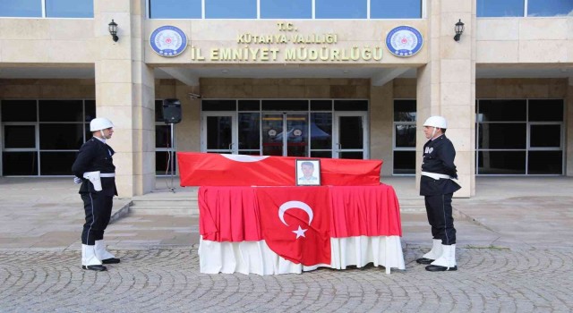 Gediz İlçe Emniyet Müdürlüğünde görevli polis memuru Serkan Orhan hayatını kaybetti