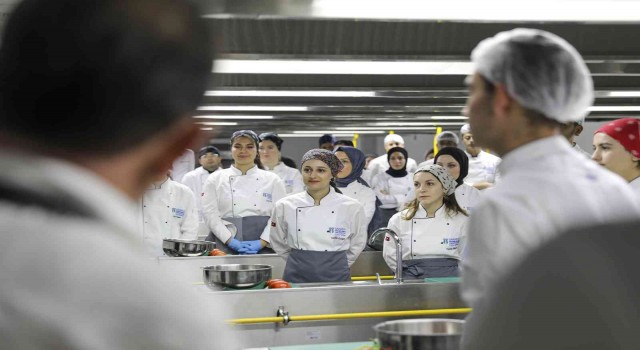 Geleceğin şefleri Sakaryanın yemeklerini öğrendi