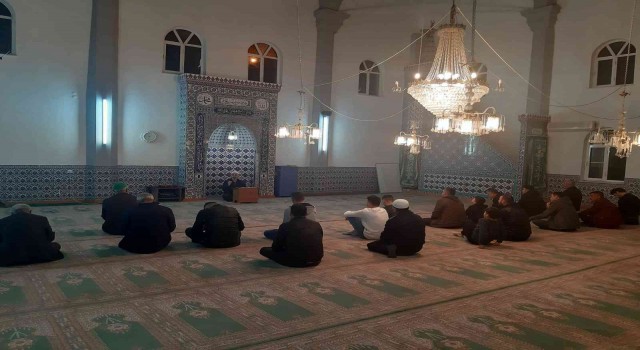 Germencikte Cuma akşamı sohbetleri başlatıldı