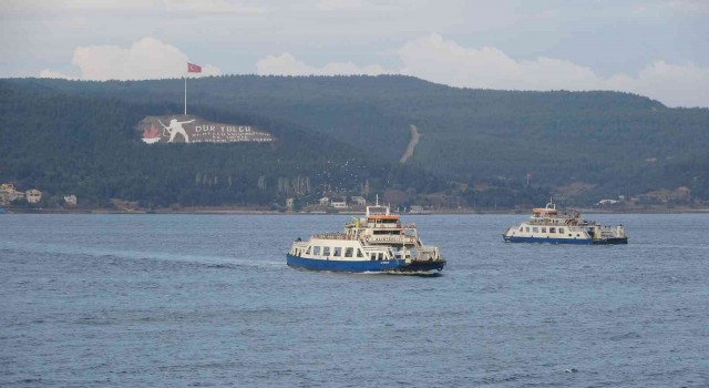 Gökçeada ve Bozcaada ilçelerine yapılması planlanan bazı feribot seferleri iptal edildi