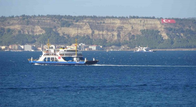 Gökçeada ve Bozcaadaya yarınki feribot seferlerine fırtına engeli