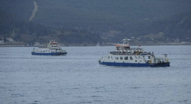Gökçeadaya yarınki feribot seferlerine fırtına engeli
