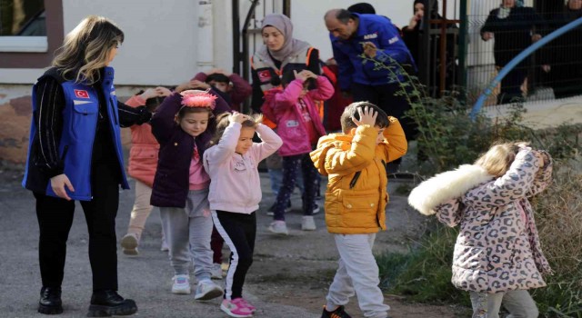 Gümüşhanede deprem anı tatbikatı yapıldı