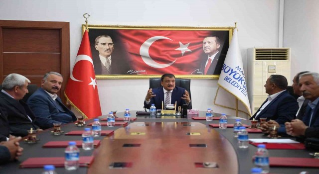 Gürkan, “İlçelerimizin tamamına adil ve adaletli bir şekilde hizmet götürüyoruz”