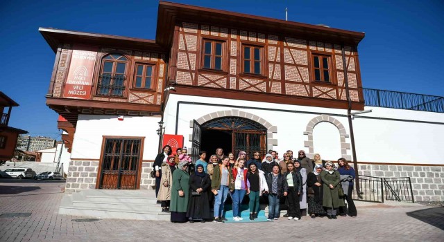 Hacı Bayram Veli Müzesine ziyaretçi akını