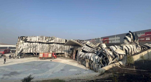 Hatayda yanan fabrikadaki tahribat gün ağarınca ortaya çıktı