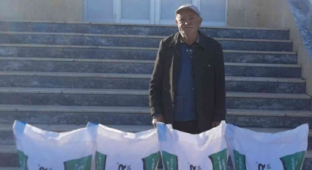 Hırsızlar bu kez çiftçinin buğdayına göz dikti