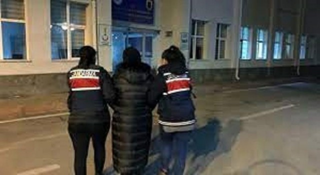Hırsızlık Suçundan Aranan Şahıs Yakalandı