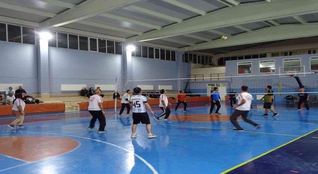 Hisarcıkta Öğretmenler Günü voleybol turnuvası