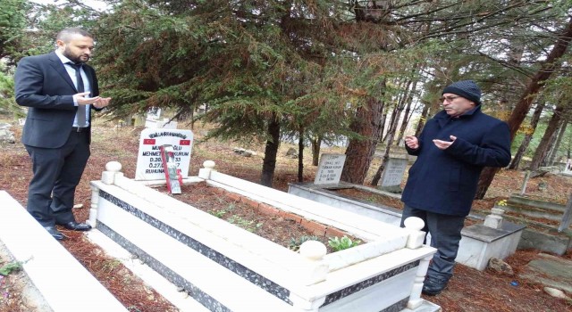 Hisarcıkta öğretmenler vefat eden öğretmenleri unutmadı