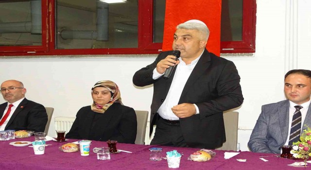 Hisarcıkta öğretmenler yemekte buluştu
