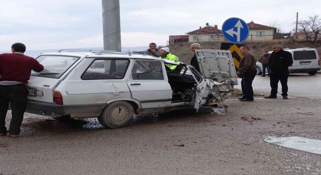 Hisarcıkta trafik kazası: 3 yaralı