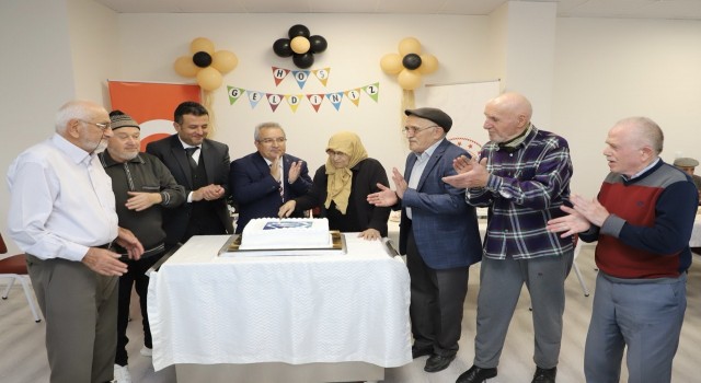 Huzurevi sakinlerine ‘hoş geldiniz etkinliği