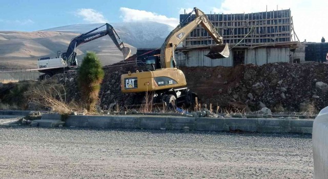 Iğdır Üniversitesinde göçük