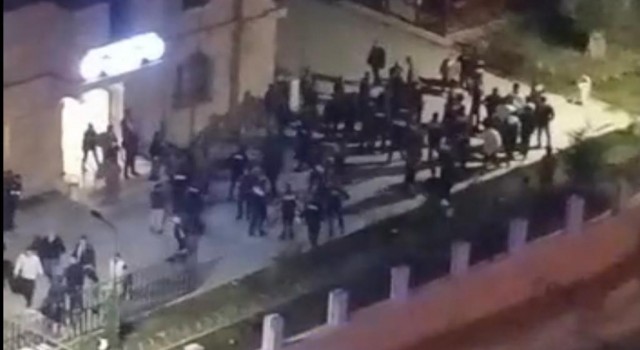 İki esnaf arasındaki “Benimle aynı işi yapamazsın” kavgası karakolda da devam etti