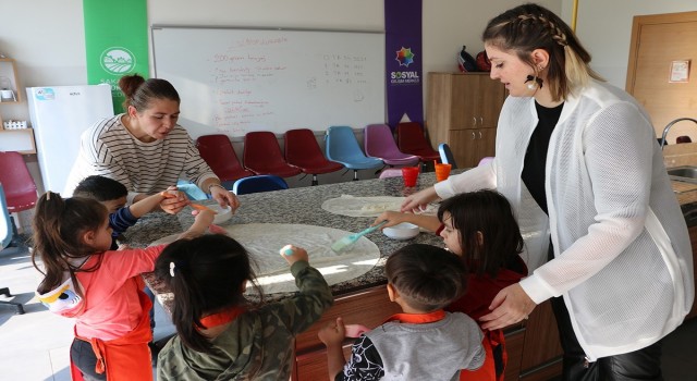 İnfaz kurumunda annelerinin yanında büyüyen çocuklar SGMde ağırlandı