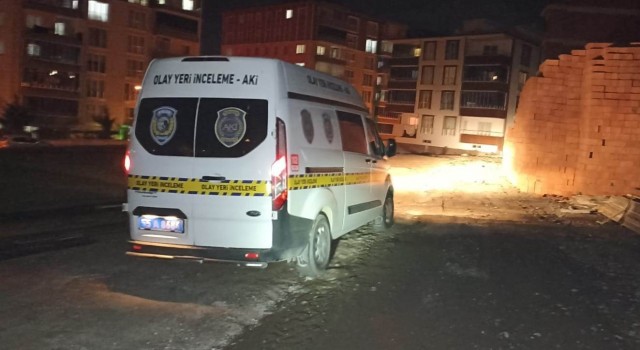 İnşaattan demir çalındı