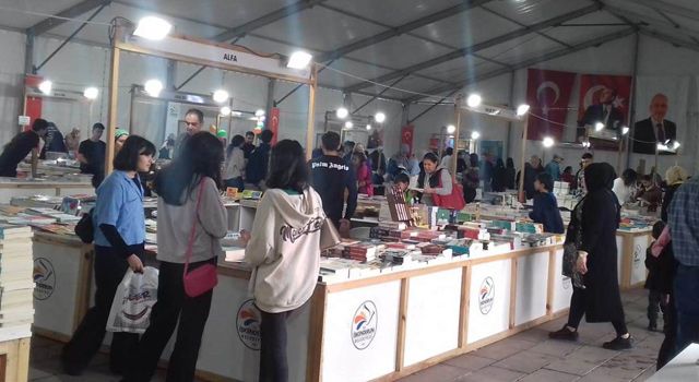 İskenderun “4. Kitap Günleri” 10 gün sürecek