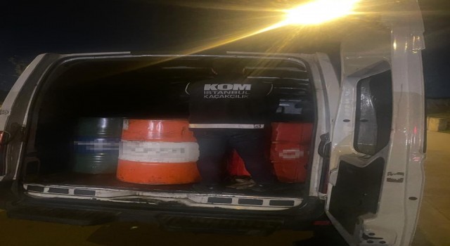İstanbulda 4 ton karışımlı akaryakıt ele geçirildi