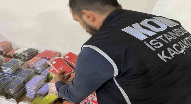 İstanbulda kaçak emtia operasyonu