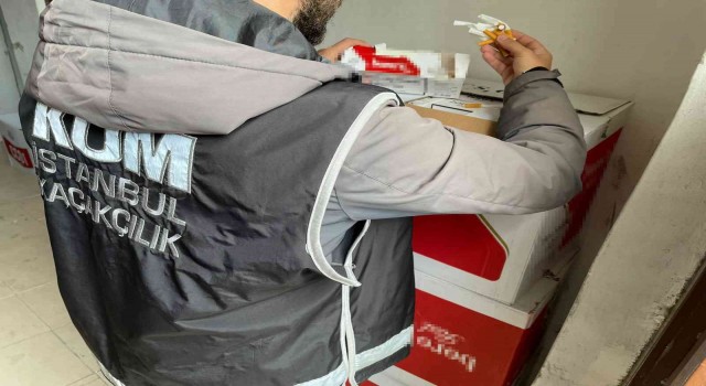 İstanbulda kaçak sigara operasyonu: Piyasa değeri 300 bin lira olan sigara ele geçirildi