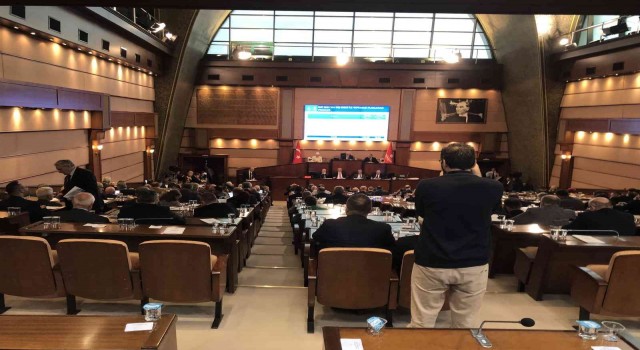 İstanbulda suya yüzde 25 zam yapıldı