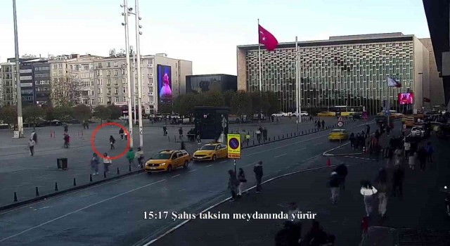 İstanbulun Beyoğlu ilçesinde pazar günü bölücü terör örgütü PKK/YPG tarafından yapılan saldırıda eylemi gerçekleştirilen teröristin Taksimdeki görüntüleri ortaya çıktı.