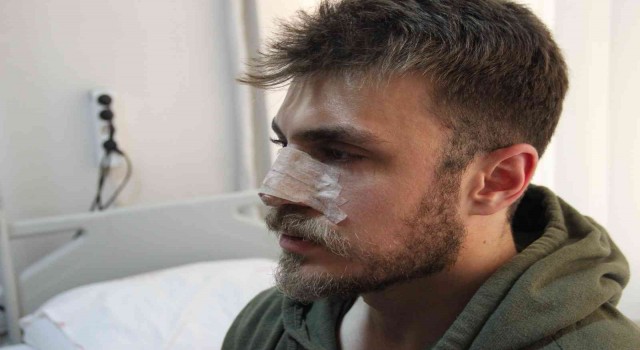 İzmirde darp edilen asistan doktorun burnu kırıldı