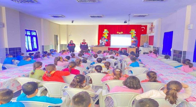Jandarma, eğitimlerinde hız kesmiyor