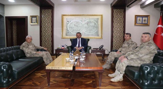 Jandarma Genel Komutanı Orgeneral Çetin Siirtte