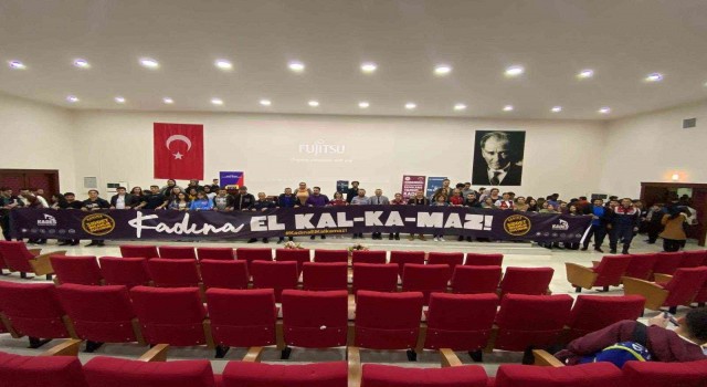 Jandarma üniversite öğrencileri ve öğretim görevlilerini bilgilendirdi