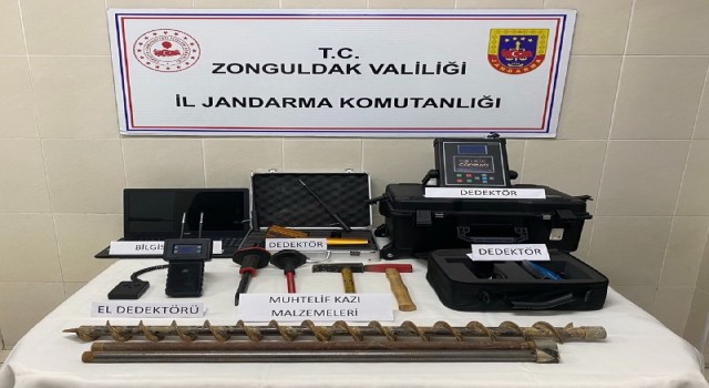Jandarmadan kaçak kazı operasyonu