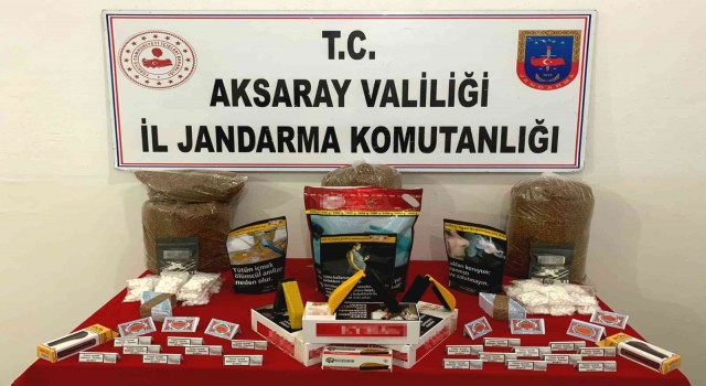 Jandarmadan kaçak tütün operasyonu: 2 gözaltı