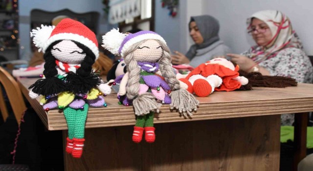 Kadınlar ‘Amigurumi örgü organik bebek üreterek kazanıyor