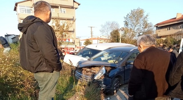 Kafa kafaya çarpıştılar: 2 yaralı
