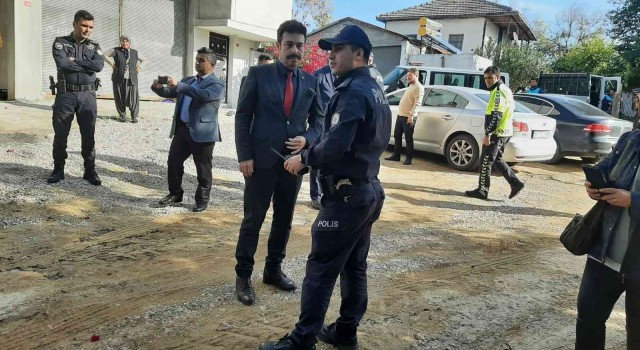 Osmaniye'de Kanalizasyon çalışması sırasında Roma dönemine ait heykel bulundu
