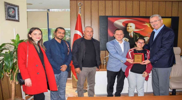 Karacabeyde eğitime tam destek