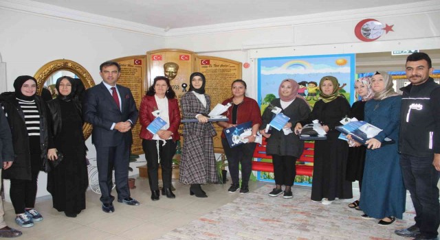 Karamanda 24 Kasım Öğretmenler Günü etkinlikleri