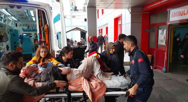 Karkamışa roketli saldırıda 6 kişi yaralandı