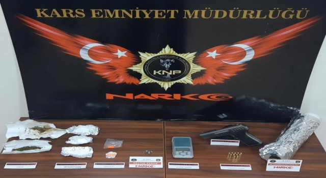 Karsta uyuşturucu operasyonu: 8 tutuklama