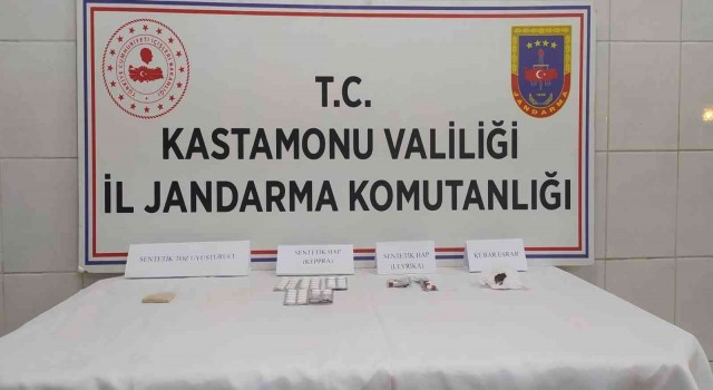 Kastamonuda iki ayrı uyuşturucu operasyonu: 5 gözaltı
