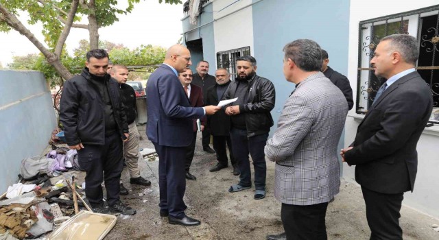 Kaymakam Aydından evi yanan aileye destek sözü