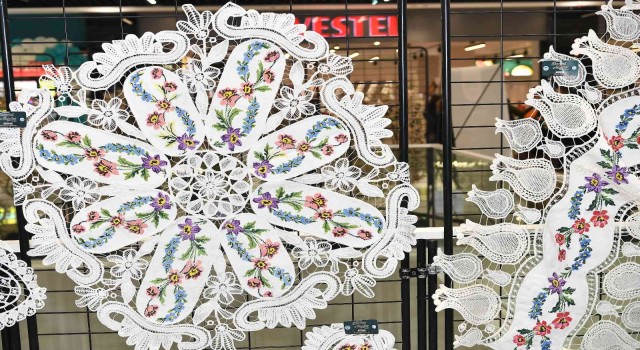 KAYMEK Dantel Anglez El Sanatları Sergisine yoğun ilgi
